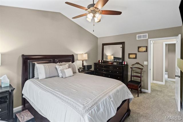 6604 Arriva Drive, O'fallon, IL 62269