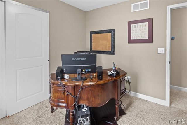6604 Arriva Drive, O'fallon, IL 62269