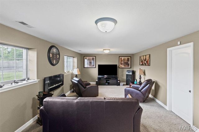 6604 Arriva Drive, O'fallon, IL 62269