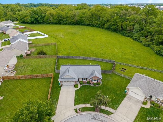 6604 Arriva Drive, O'fallon, IL 62269