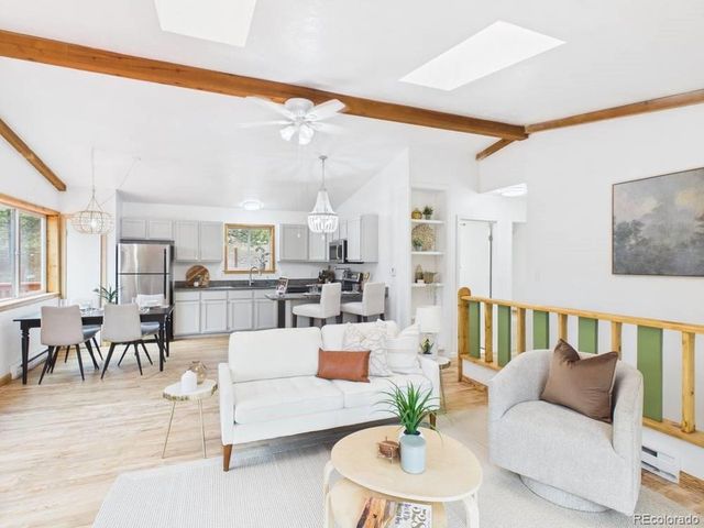 784 Mockingbird Trl, Bailey, CO 80421