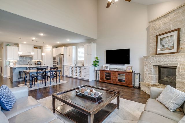 1937 Bending Oak Street, Fort Worth, TX 76008