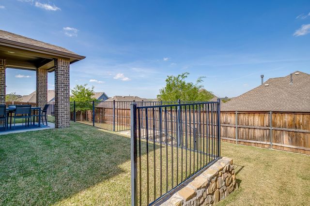 1937 Bending Oak Street, Fort Worth, TX 76008