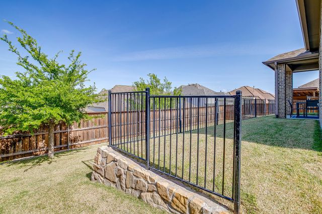 1937 Bending Oak Street, Fort Worth, TX 76008