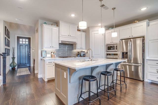 1937 Bending Oak Street, Fort Worth, TX 76008