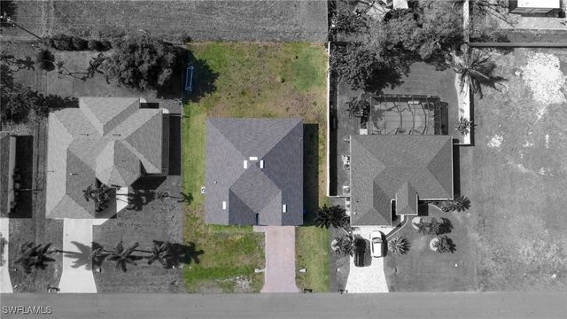 152 SE 27th TER, Cape Coral, FL 33904