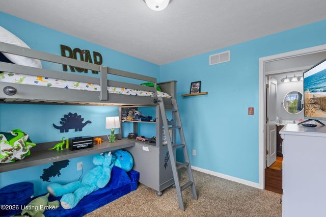 326 Golden Wing Rd, Mt Washington, KY 40047