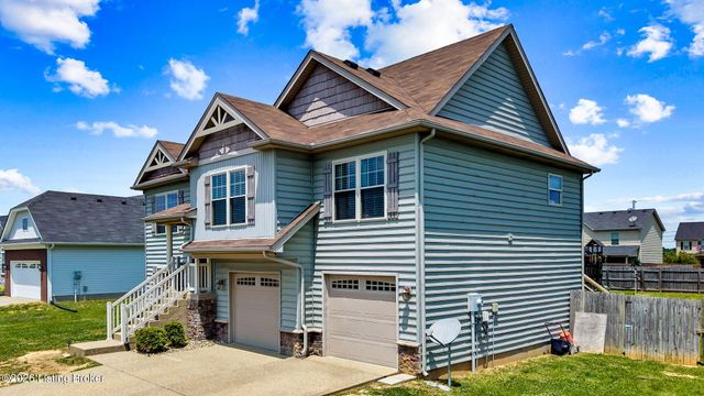326 Golden Wing Rd, Mt Washington, KY 40047
