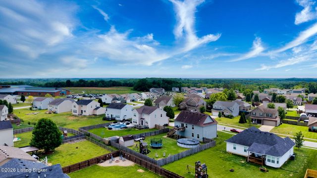 326 Golden Wing Rd, Mt Washington, KY 40047