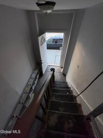 390 2nd Street, Albany, NY 12206