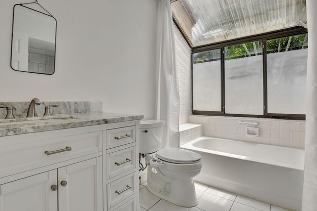 9341 Chelsea Drive S, Plantation, FL 33324