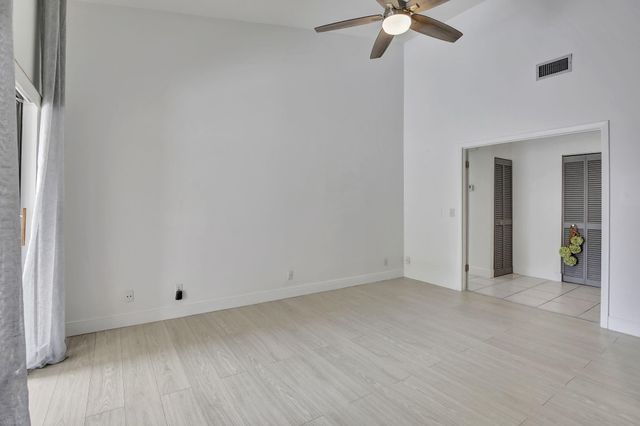 9341 Chelsea Drive S, Plantation, FL 33324
