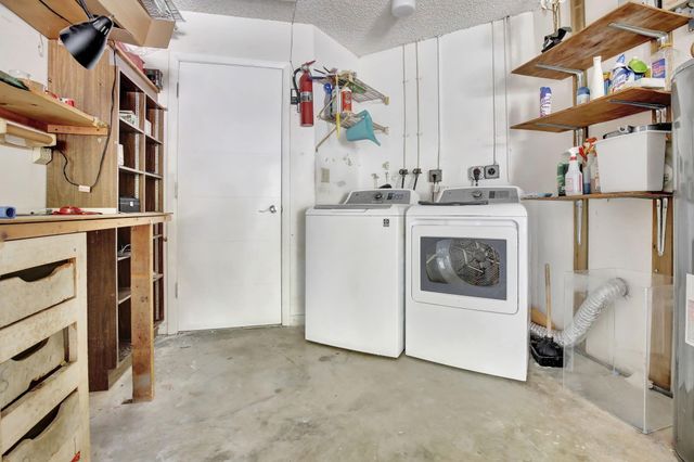 9341 Chelsea Drive S, Plantation, FL 33324