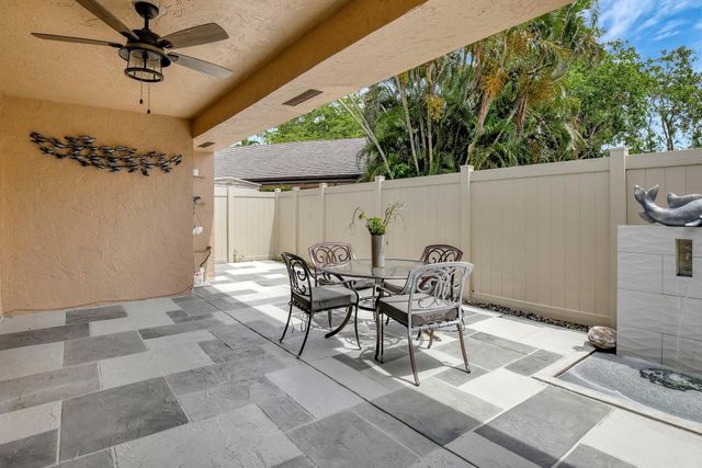 9341 Chelsea Drive S, Plantation, FL 33324