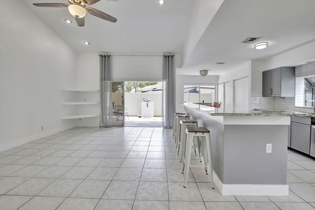 9341 Chelsea Drive S, Plantation, FL 33324