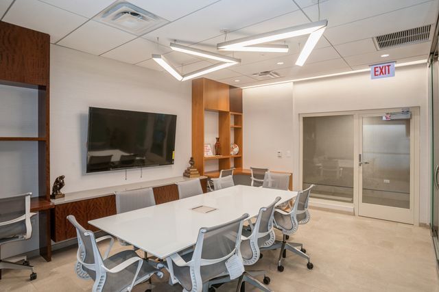 400 E RANDOLPH Street 1809, Chicago, IL 60601