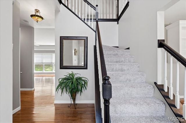 175 Beacon Point Lane, Wildwood, MO 63040