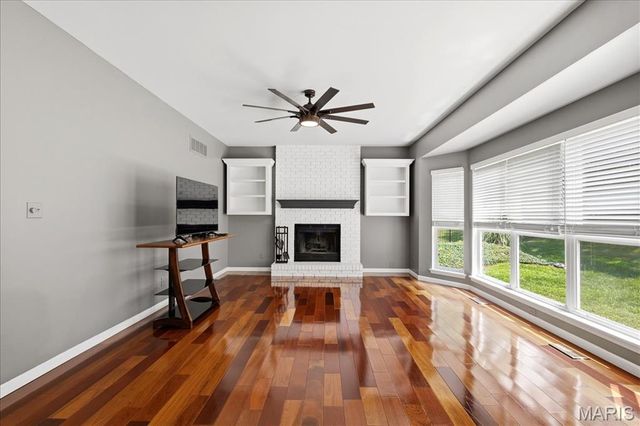 175 Beacon Point Lane, Wildwood, MO 63040