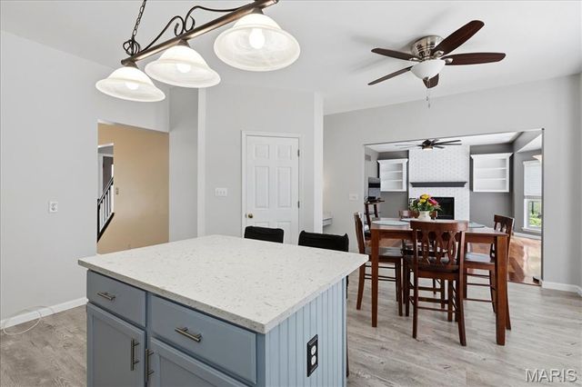 175 Beacon Point Lane, Wildwood, MO 63040