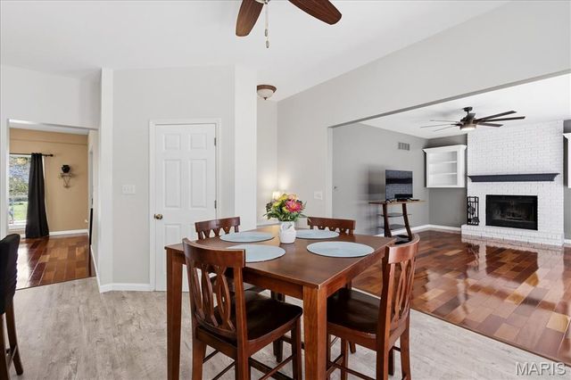 175 Beacon Point Lane, Wildwood, MO 63040