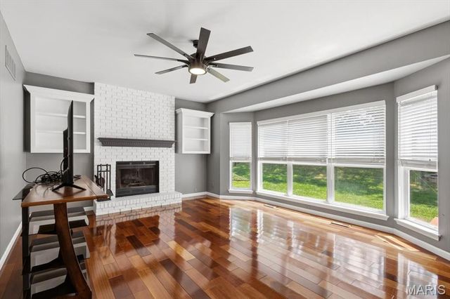 175 Beacon Point Lane, Wildwood, MO 63040