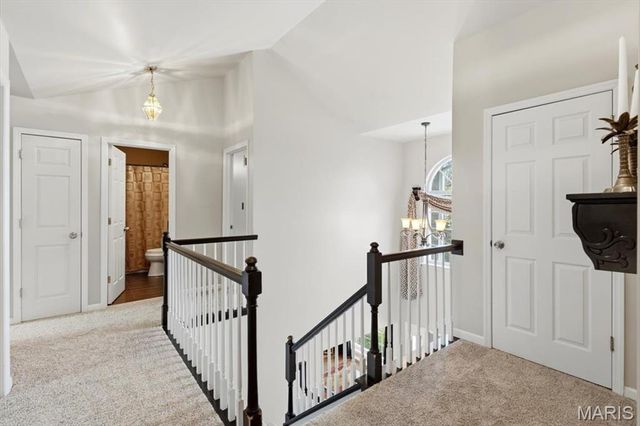 175 Beacon Point Lane, Wildwood, MO 63040