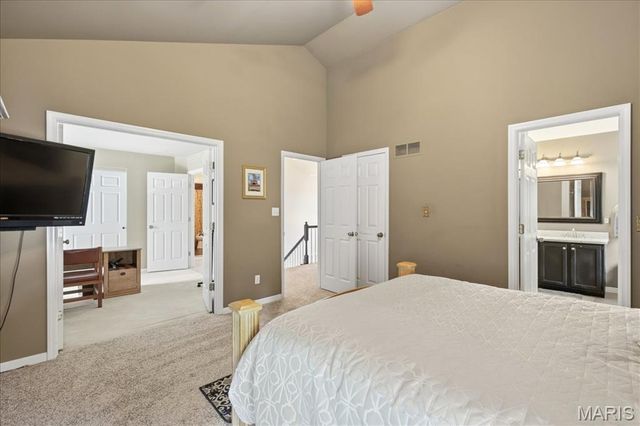 175 Beacon Point Lane, Wildwood, MO 63040