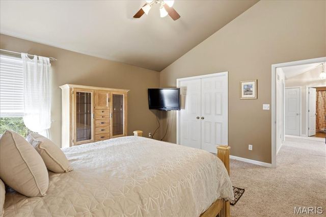 175 Beacon Point Lane, Wildwood, MO 63040