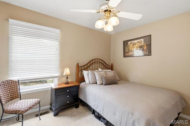 175 Beacon Point Lane, Wildwood, MO 63040