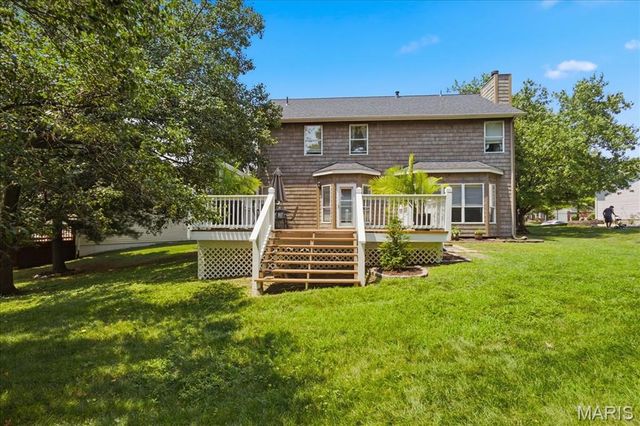 175 Beacon Point Lane, Wildwood, MO 63040