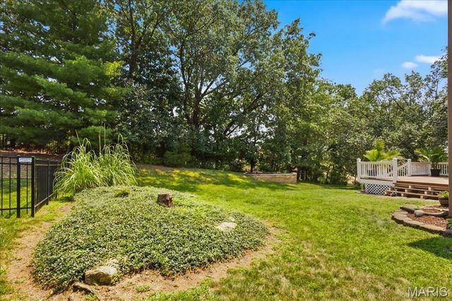 175 Beacon Point Lane, Wildwood, MO 63040
