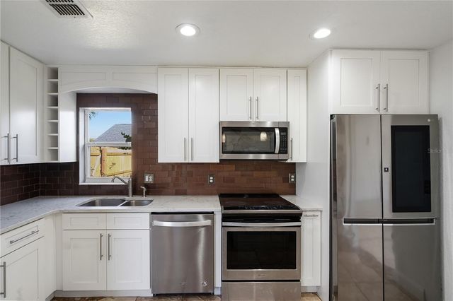 2357 ALABASTER AVENUE, Orlando, FL 32833