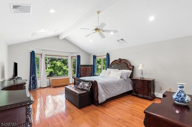 60 Park Rd, Parsippany-troy Hills Twp., NJ 07054