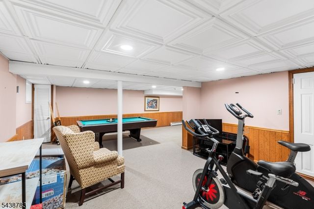 60 Park Rd, Parsippany-troy Hills Twp., NJ 07054