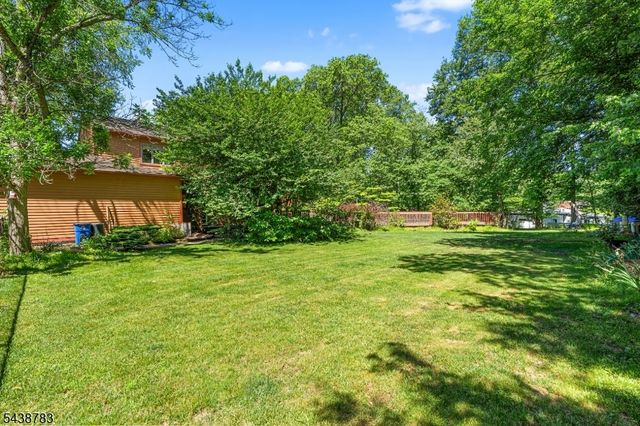 60 Park Rd, Parsippany-troy Hills Twp., NJ 07054