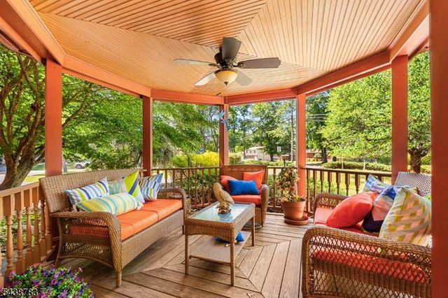 60 Park Rd, Parsippany-troy Hills Twp., NJ 07054