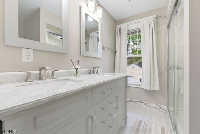 372 Newton St, North Plainfield Boro, NJ 07060