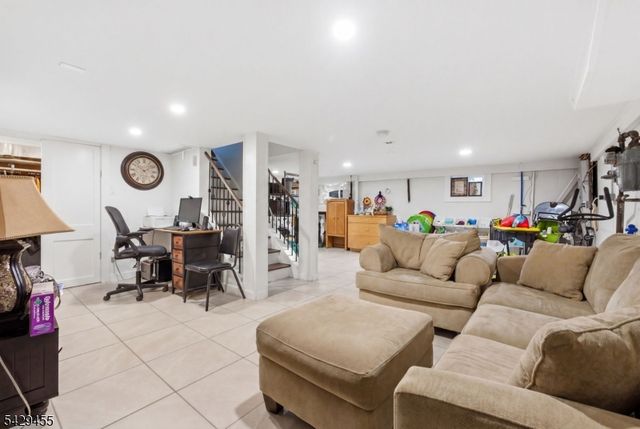 372 Newton St, North Plainfield Boro, NJ 07060