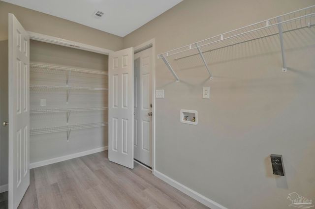 868 Valley Ridge Cir, Pensacola, FL 32514