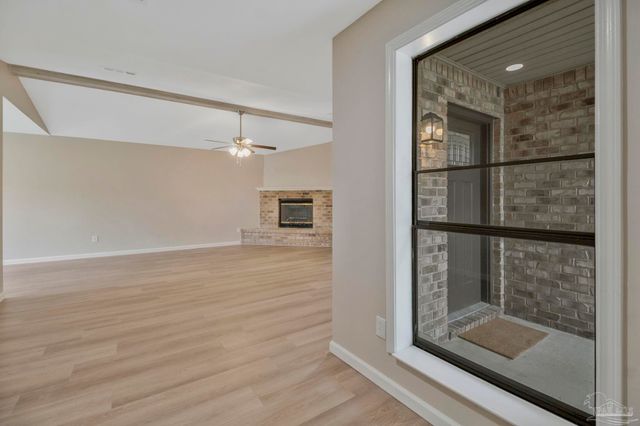 868 Valley Ridge Cir, Pensacola, FL 32514