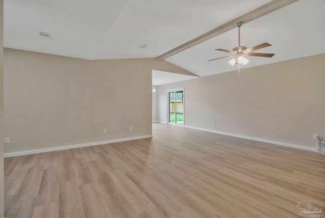 868 Valley Ridge Cir, Pensacola, FL 32514