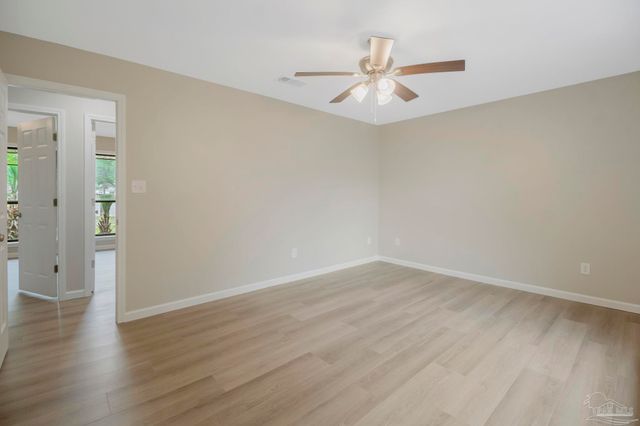 868 Valley Ridge Cir, Pensacola, FL 32514