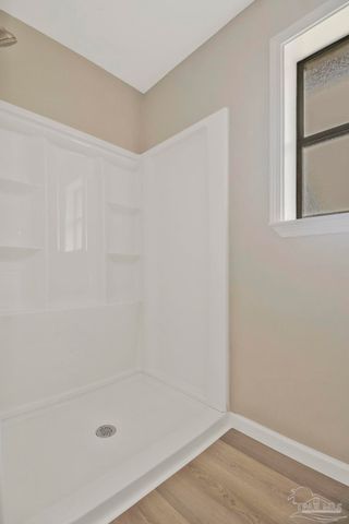 868 Valley Ridge Cir, Pensacola, FL 32514