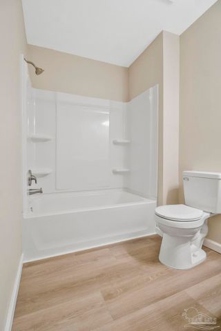 868 Valley Ridge Cir, Pensacola, FL 32514