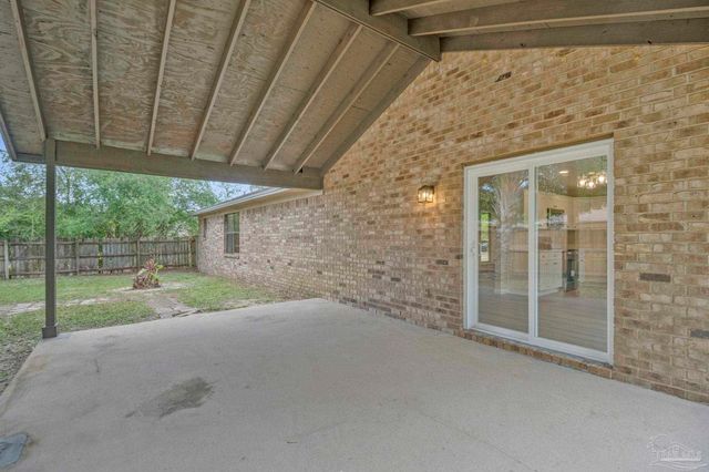 868 Valley Ridge Cir, Pensacola, FL 32514