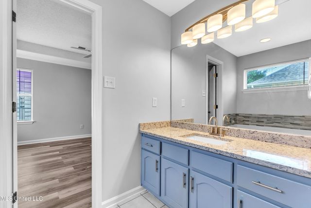 9897 Alexanders Ridge Drive, Olive Branch, MS 38654