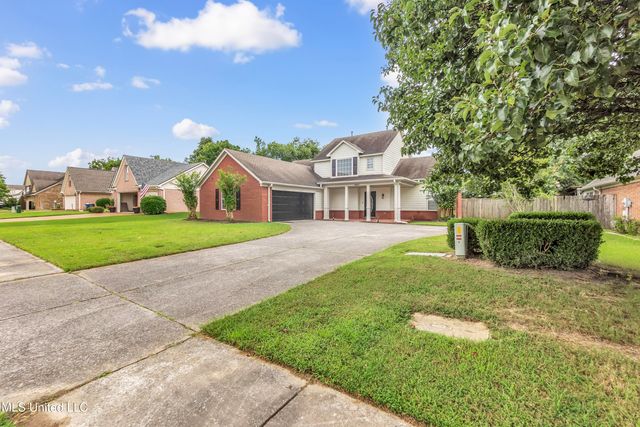 9897 Alexanders Ridge Drive, Olive Branch, MS 38654