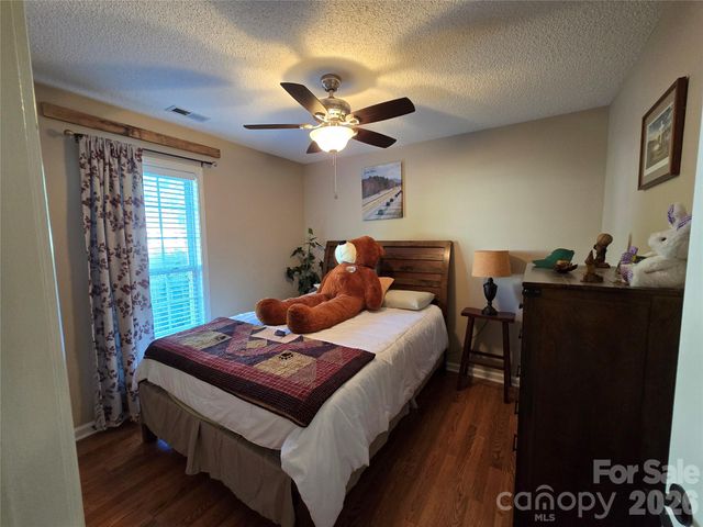 77 Stonehollow Road, Fletcher, NC 28732