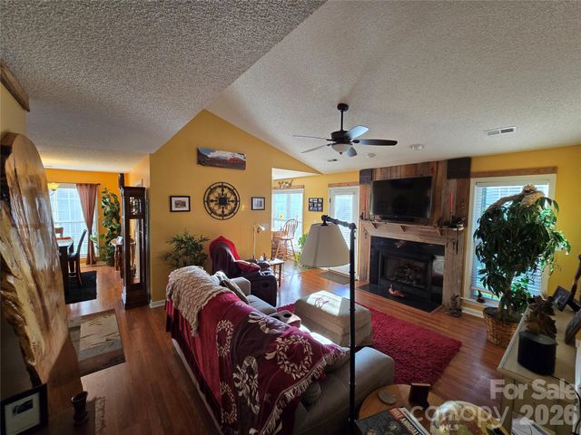 77 Stonehollow Road, Fletcher, NC 28732