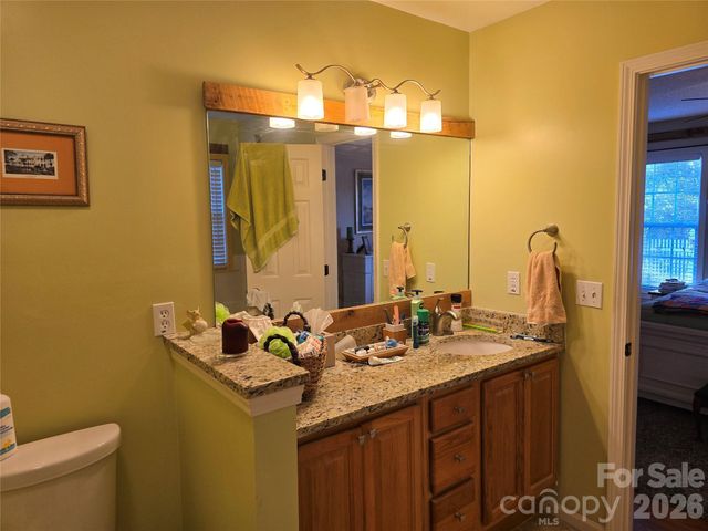 77 Stonehollow Road, Fletcher, NC 28732